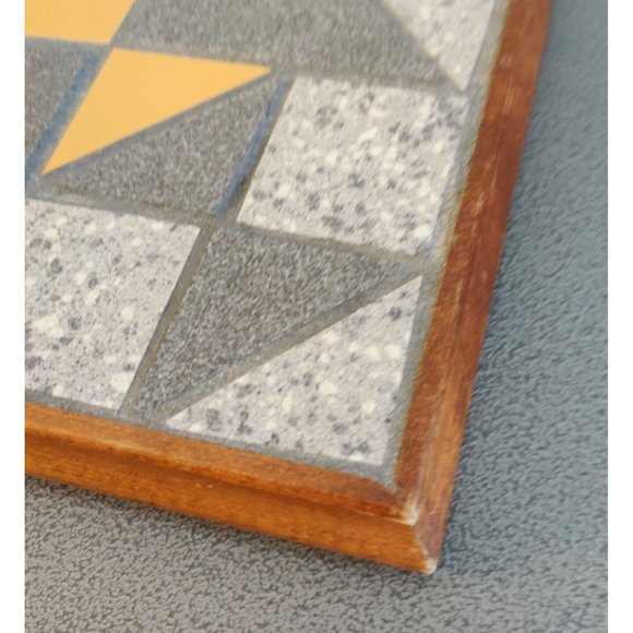 Quiltile: Old Maid's Puzzle Tile Art Trivet Wooden Border 9" Heavyweight Signed? - Picture 2 of 12